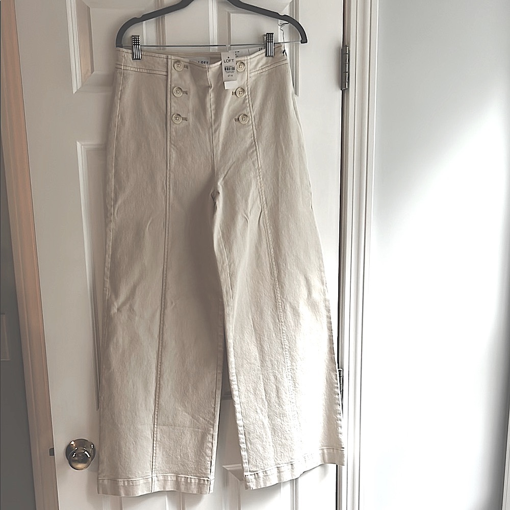 NWT Cream Banana Republic “The Wide-Leg” Pants by Loft.